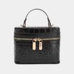 Faux Leather Zipper Bag – Wrena