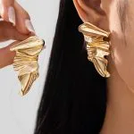 Alloy Irregular Pleated Earrings – Wrena