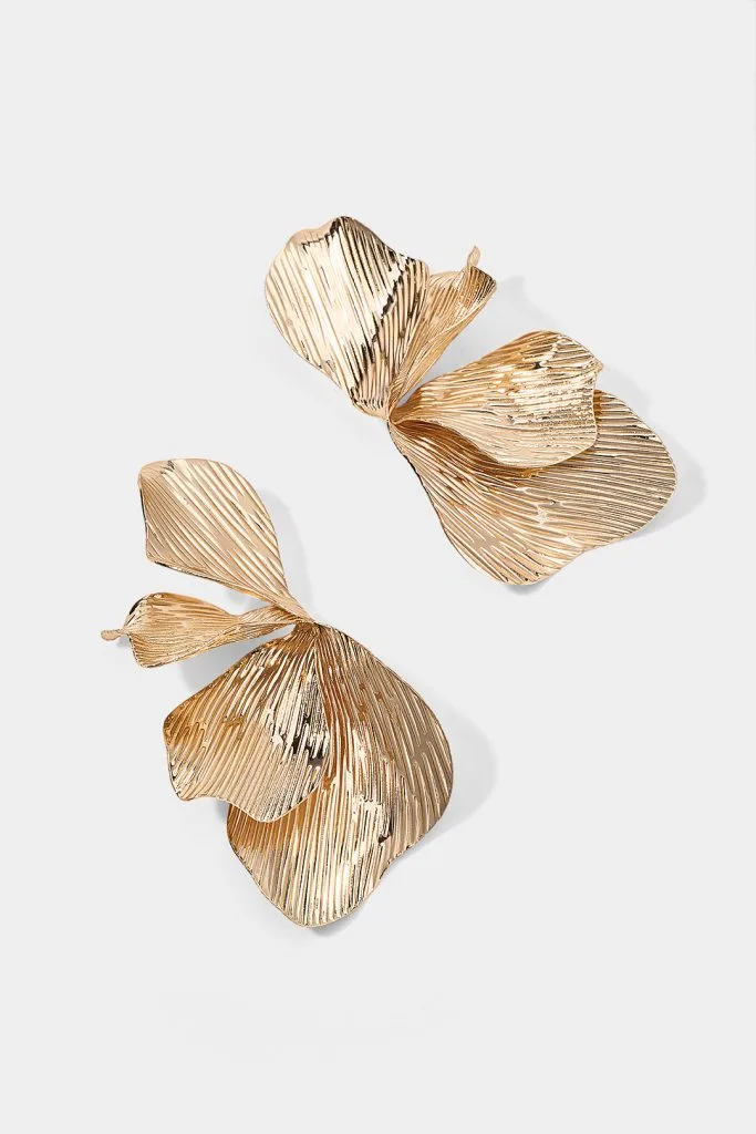 Metal Floral Earrings – Wrena