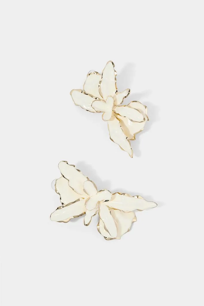 Metal Petal Earrings – Wrena