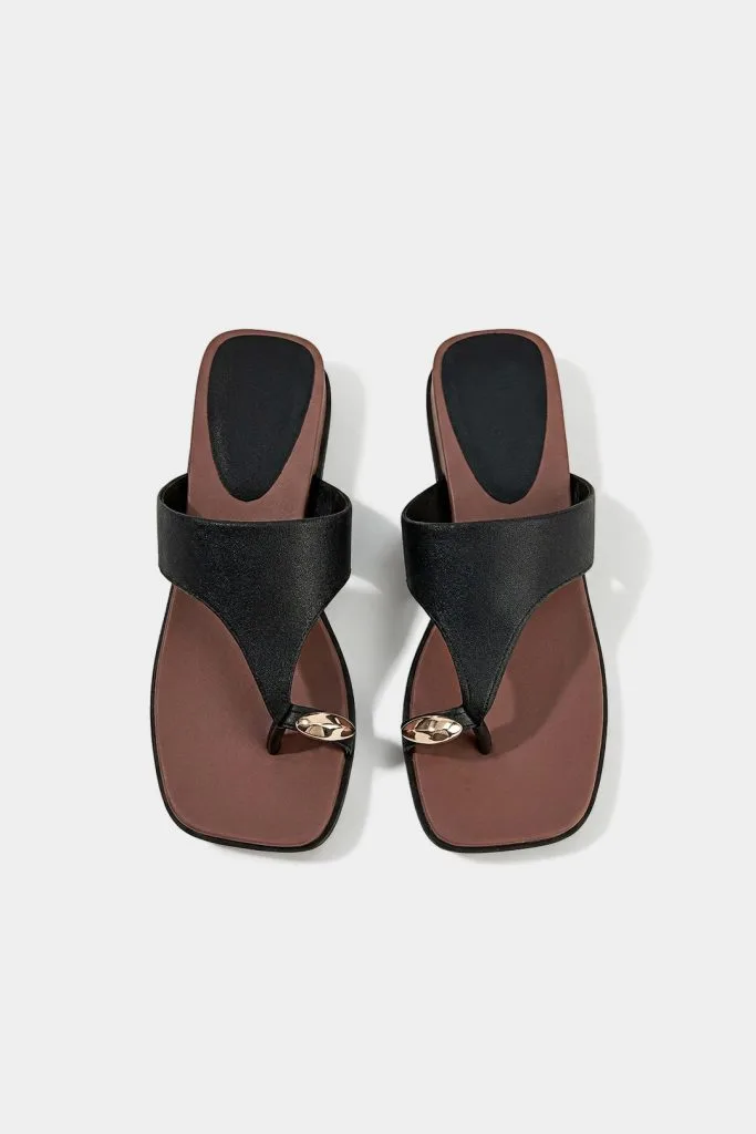 Contrast Leather Metallic Square Toe Sandals – Wrena